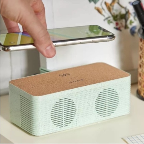 SOAR Eco-Friendly Wheat Fiber Wireless Charging Hub Bluetooth Speaker - Picture 2 of 8